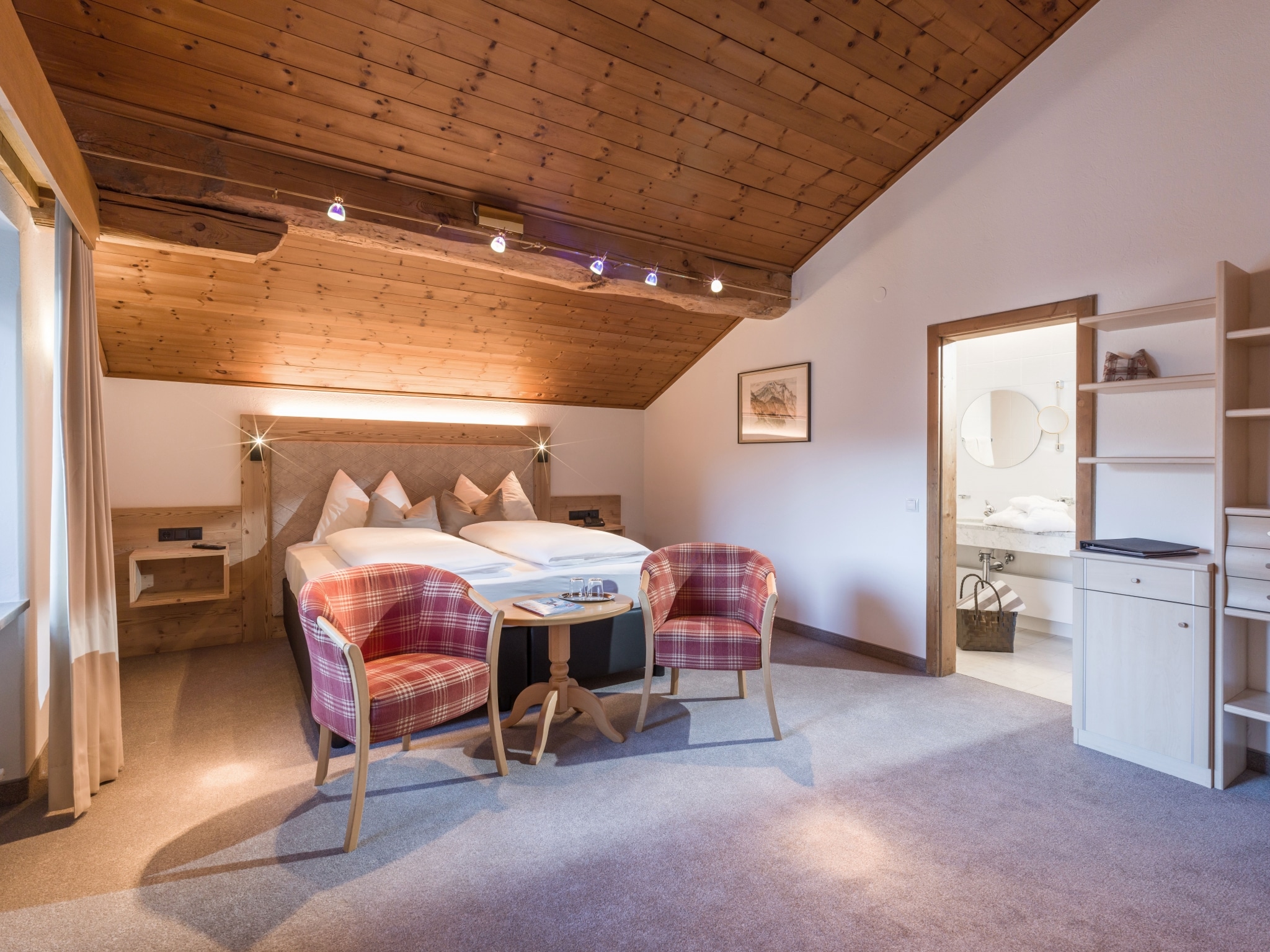 Doppelzimmer Komfort in Mayrhofen, Alpenhotel Kramerwirt